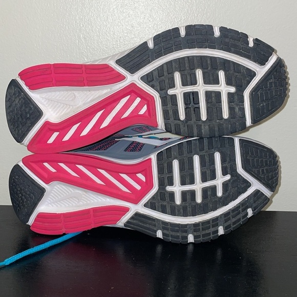 Nike Dart XII Florescent Blue/Hot Pink Running sneakers. Size 7. EUC - Picture 9 of 9